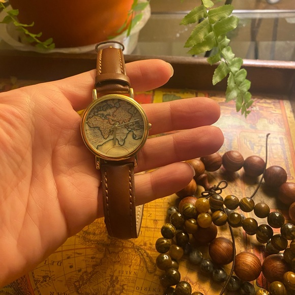 World map wrist watch - Picture 6 of 6